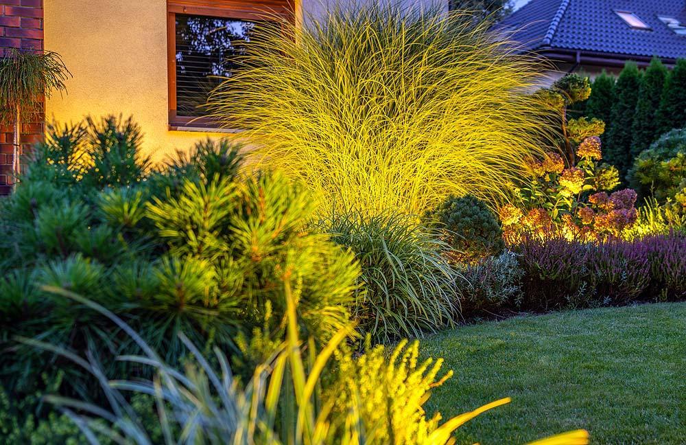 Planning Outdoor Lighting Using Layered Lighting Design