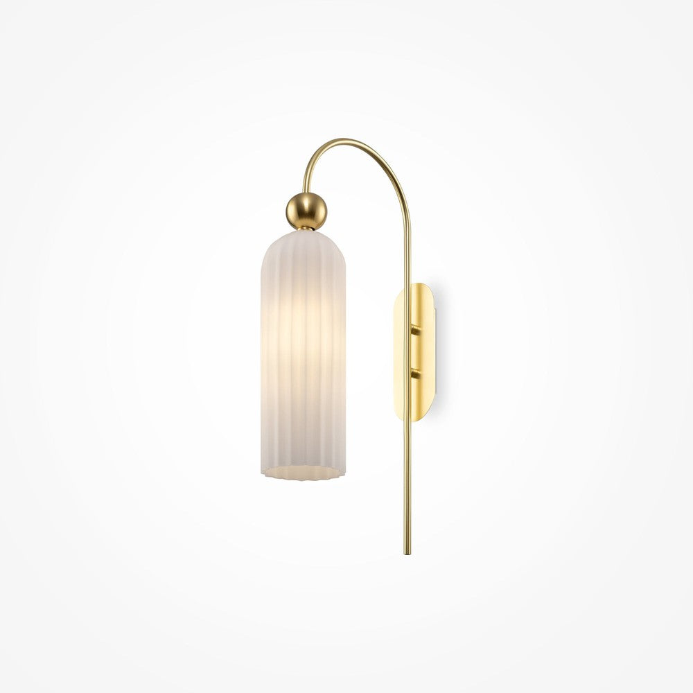 Antic Wall Lamp With Gold Styling - Ribbed Frosted-Maytoni-South Charlotte Fine Lighting