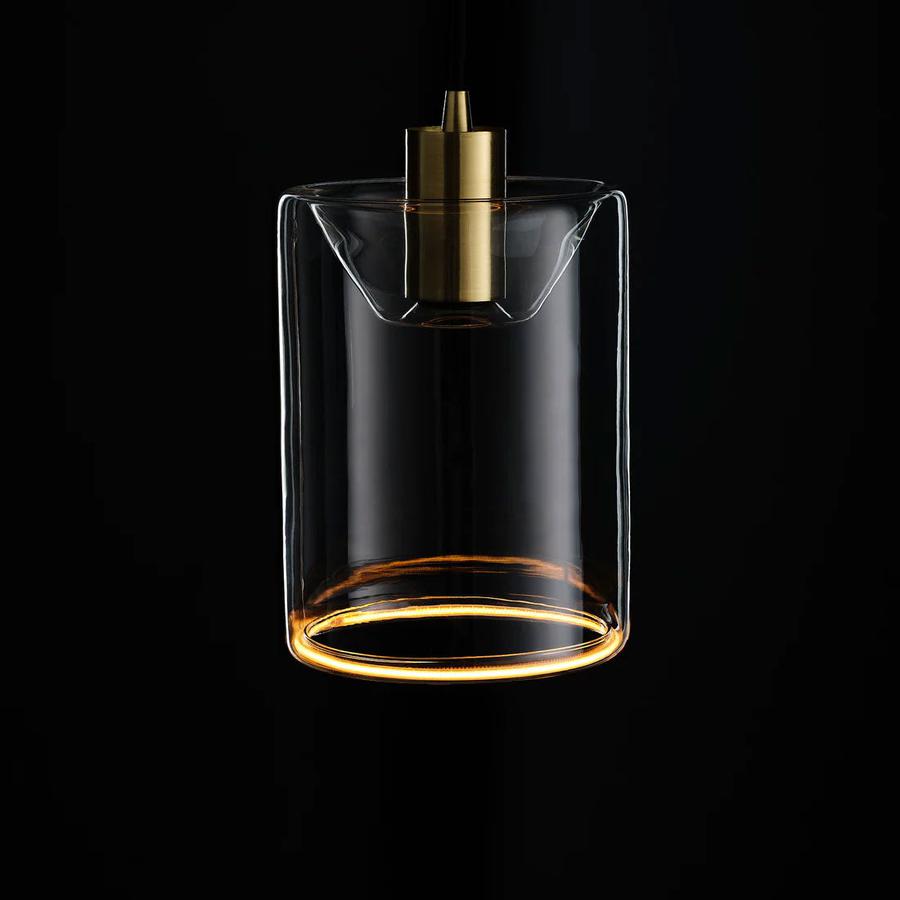 The glass lantern pendant light bulb uses cutting edge design and is ideal for hanging above a kitchen island