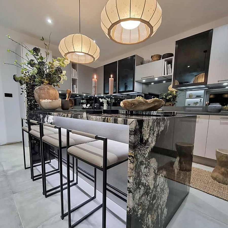 Lantern pendant lighting for kitchen island