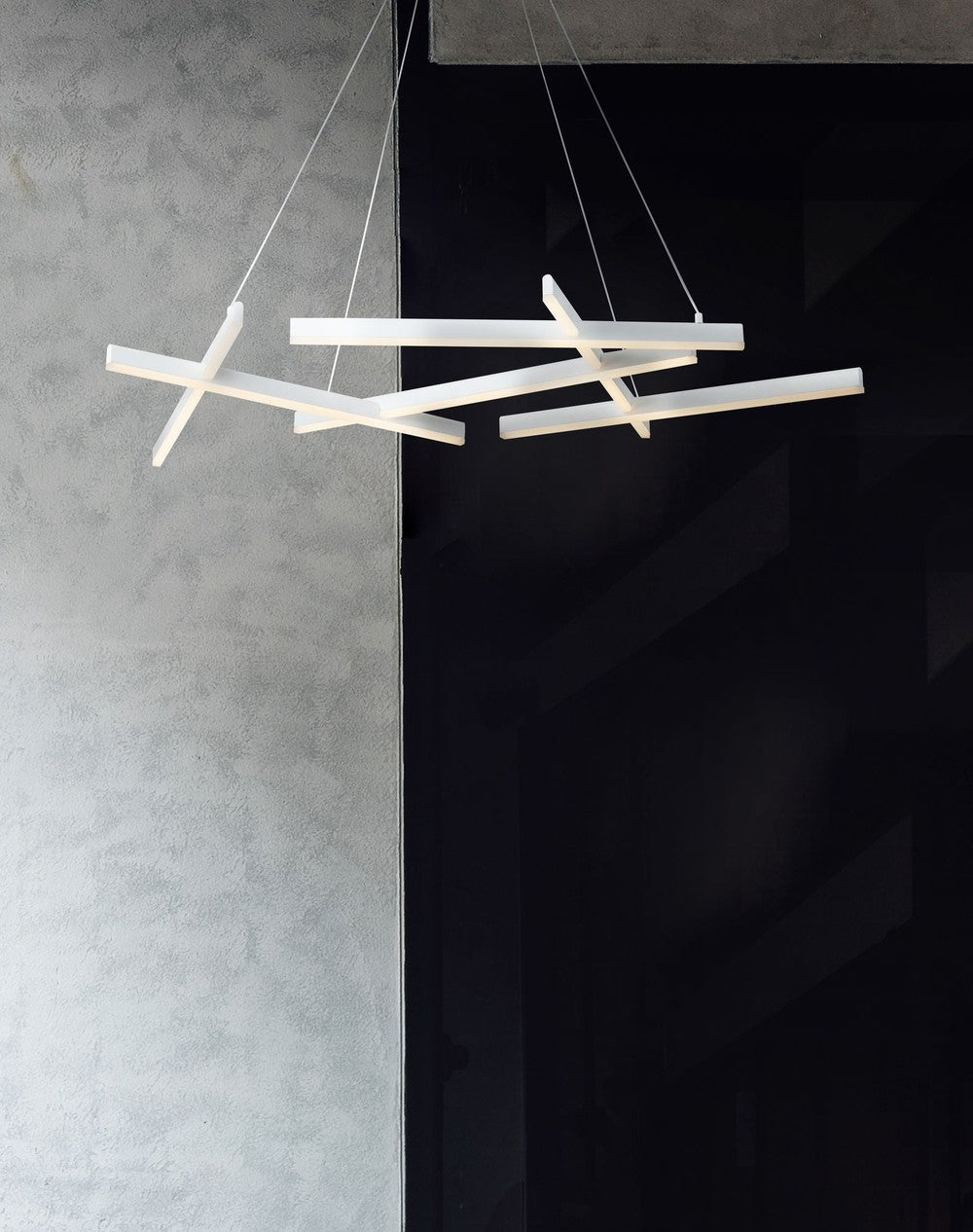 Line Pendant Lamp In White-Maytoni-South Charlotte Fine Lighting