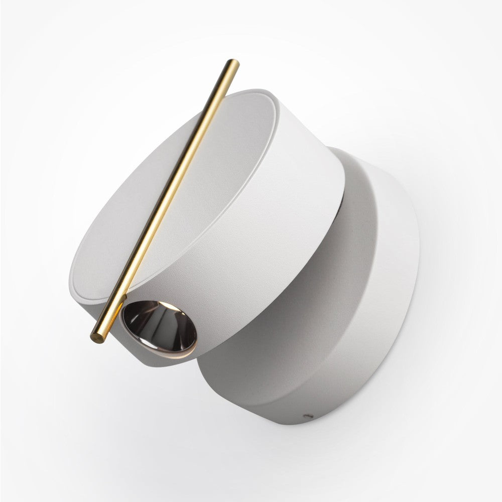 Nuance Wall Lamp In White-Maytoni-South Charlotte Fine Lighting