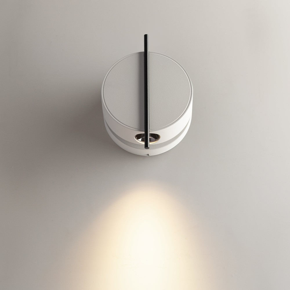 Nuance Wall Lamp With White and brass Styling-Maytoni-South Charlotte Fine Lighting