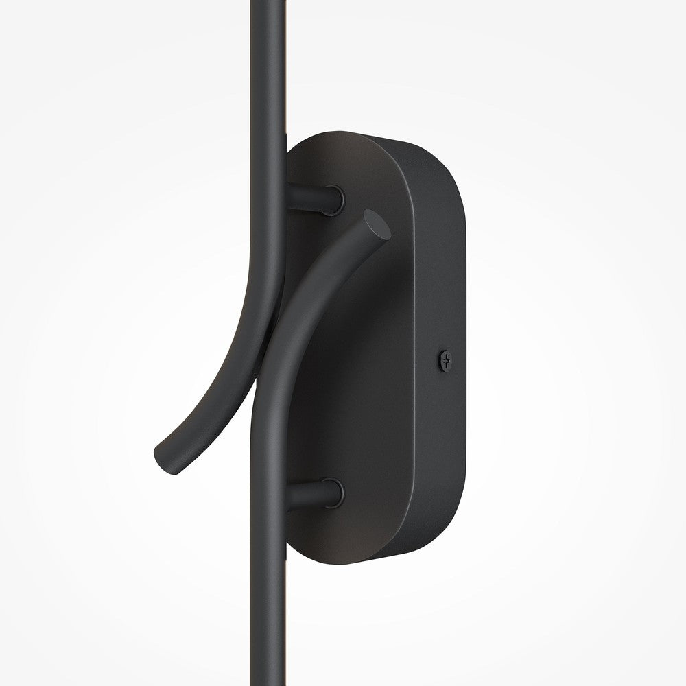 Renaissance Wall Lamp In Black-Maytoni-South Charlotte Fine Lighting
