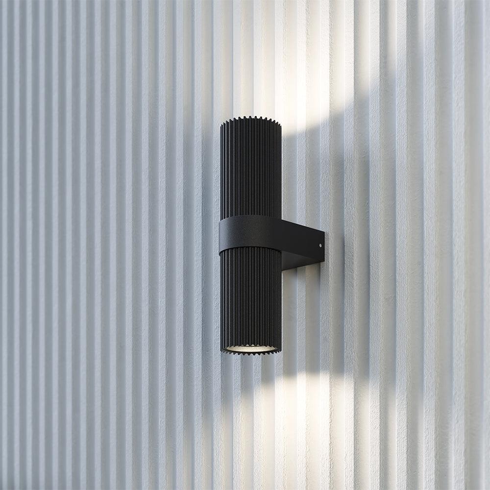 Dynamics Wall Lamp In Black-Maytoni-South Charlotte Fine Lighting