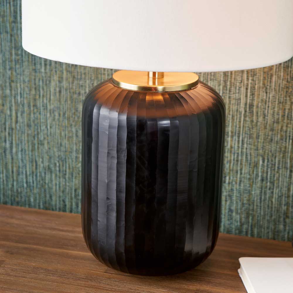 Optional neutral lampshade on Eva large glass table lamp
